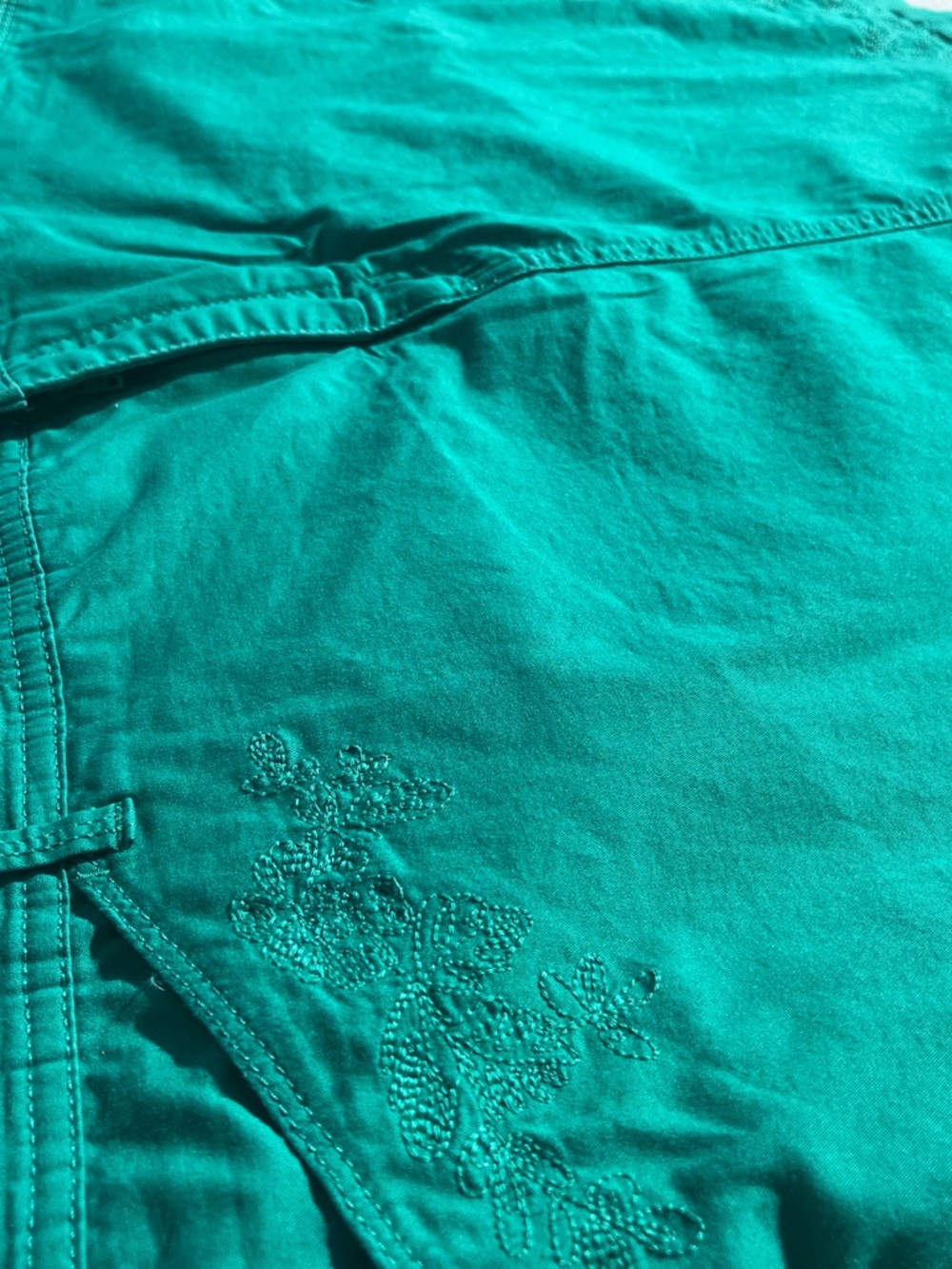 Croft & Barrow Green Mini Skirt | Classic Fit Embroidered Detail Size 18 - Picture 2 of 3